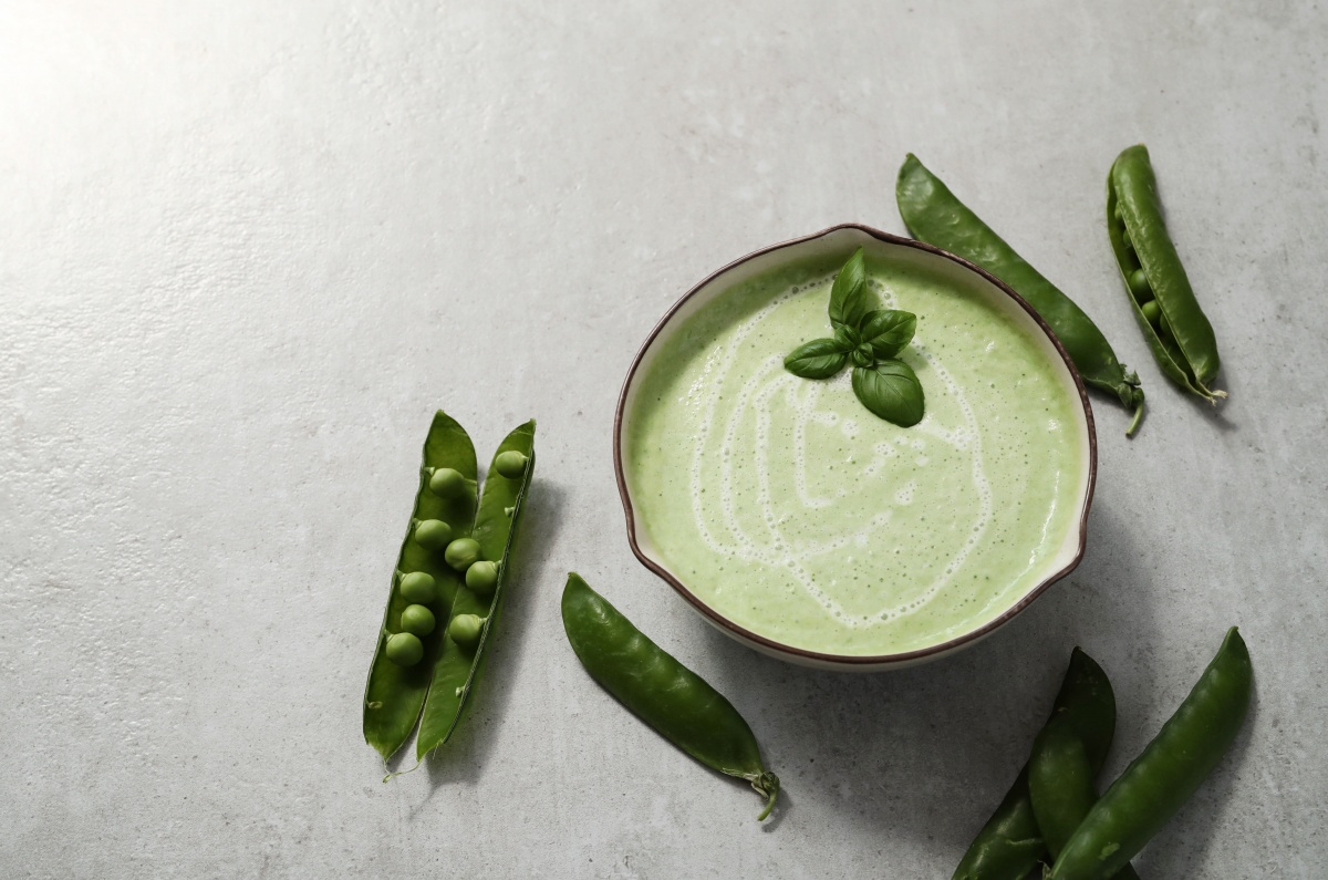 Soupe de petits pois à la menthe et au lait de coco - Recette de Soupe